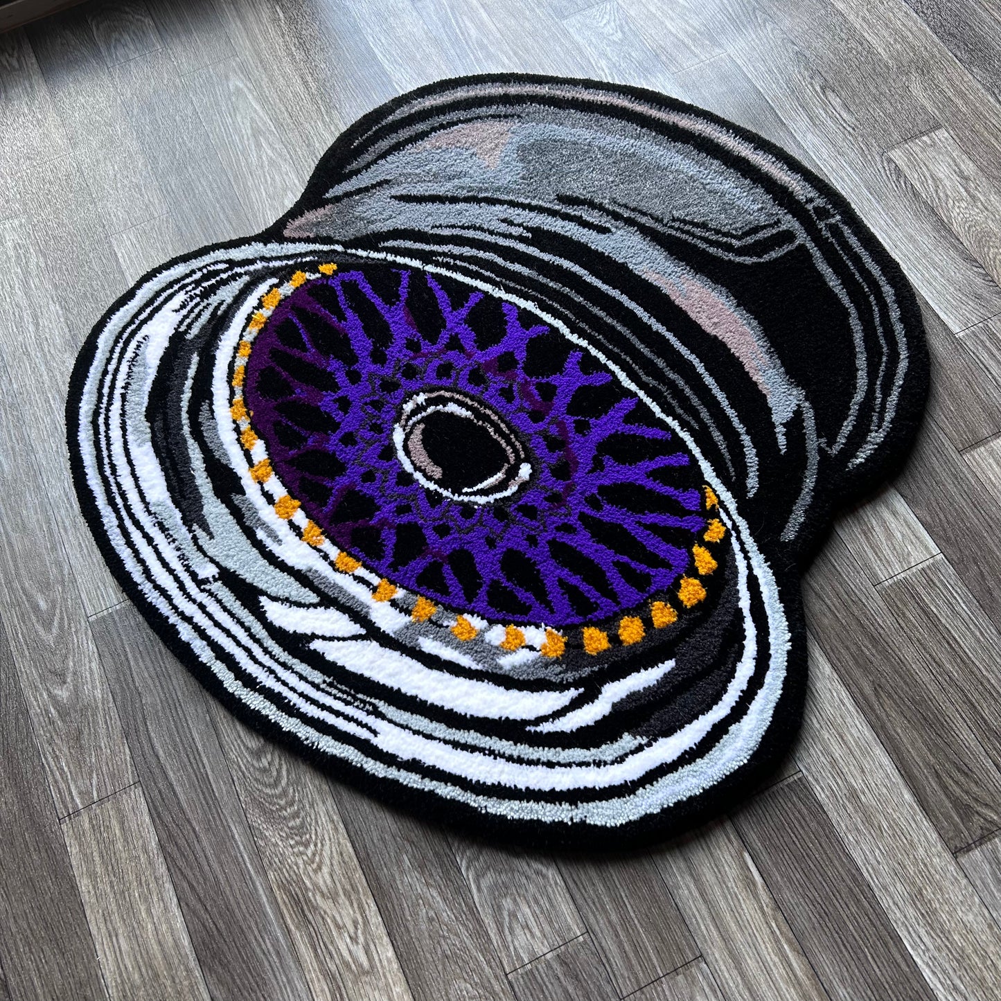 Wheel Rim Tufted Rug (Ready to Ship)