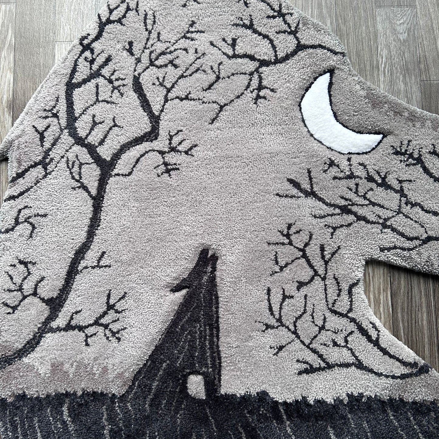Tufted Wolf Rug (Made to Order)