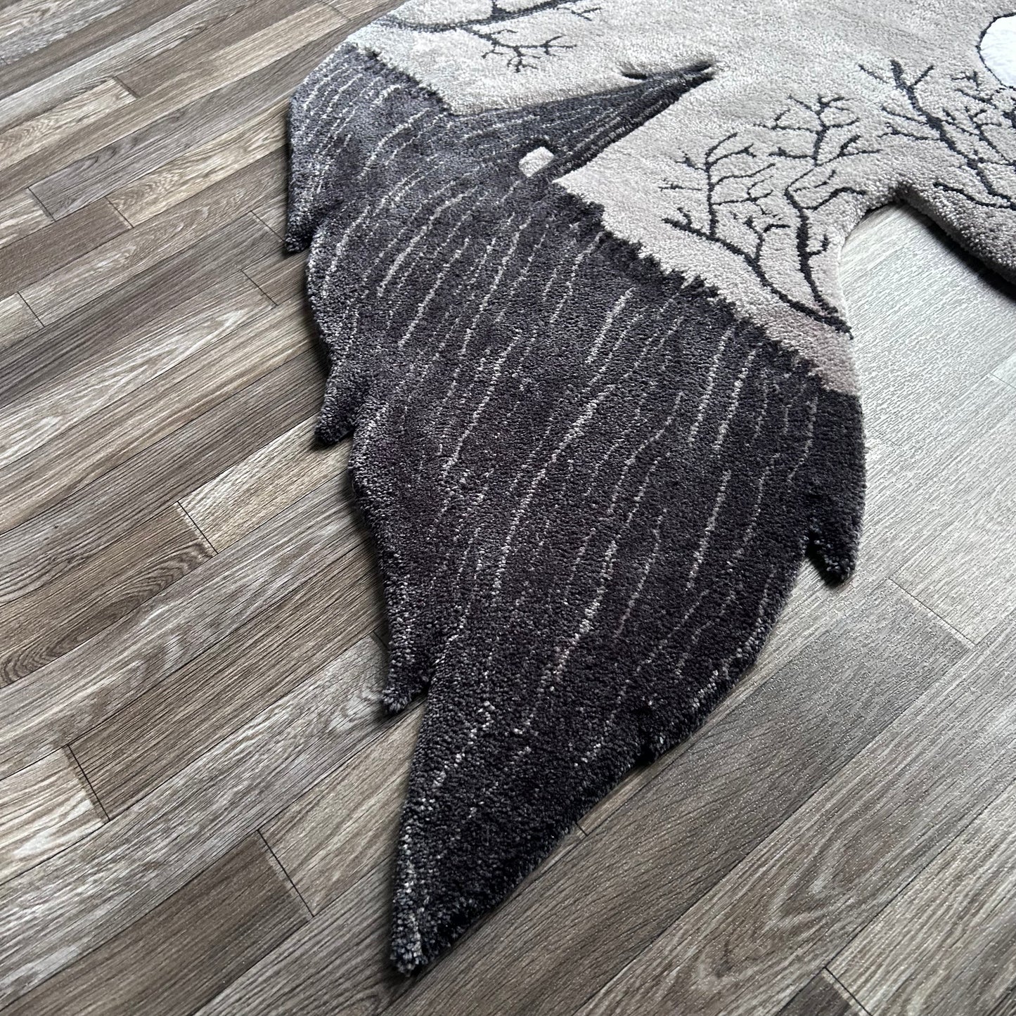 Tufted Wolf Rug (Made to Order)